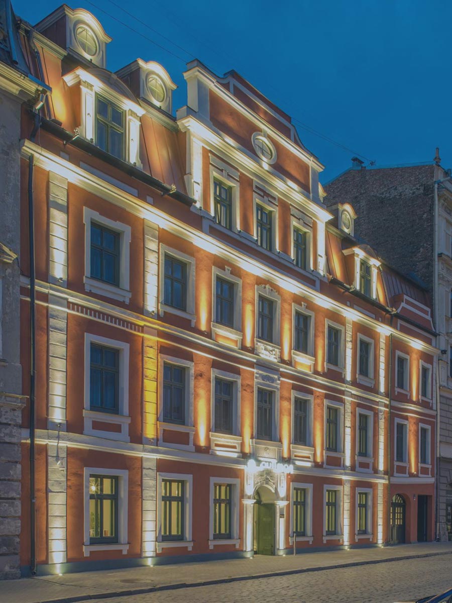 Accor 24 Pullman Hotel